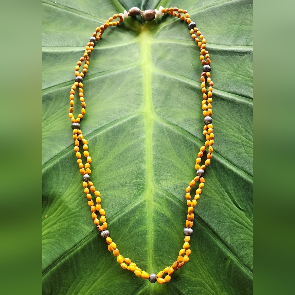 Mamane Seed Lei